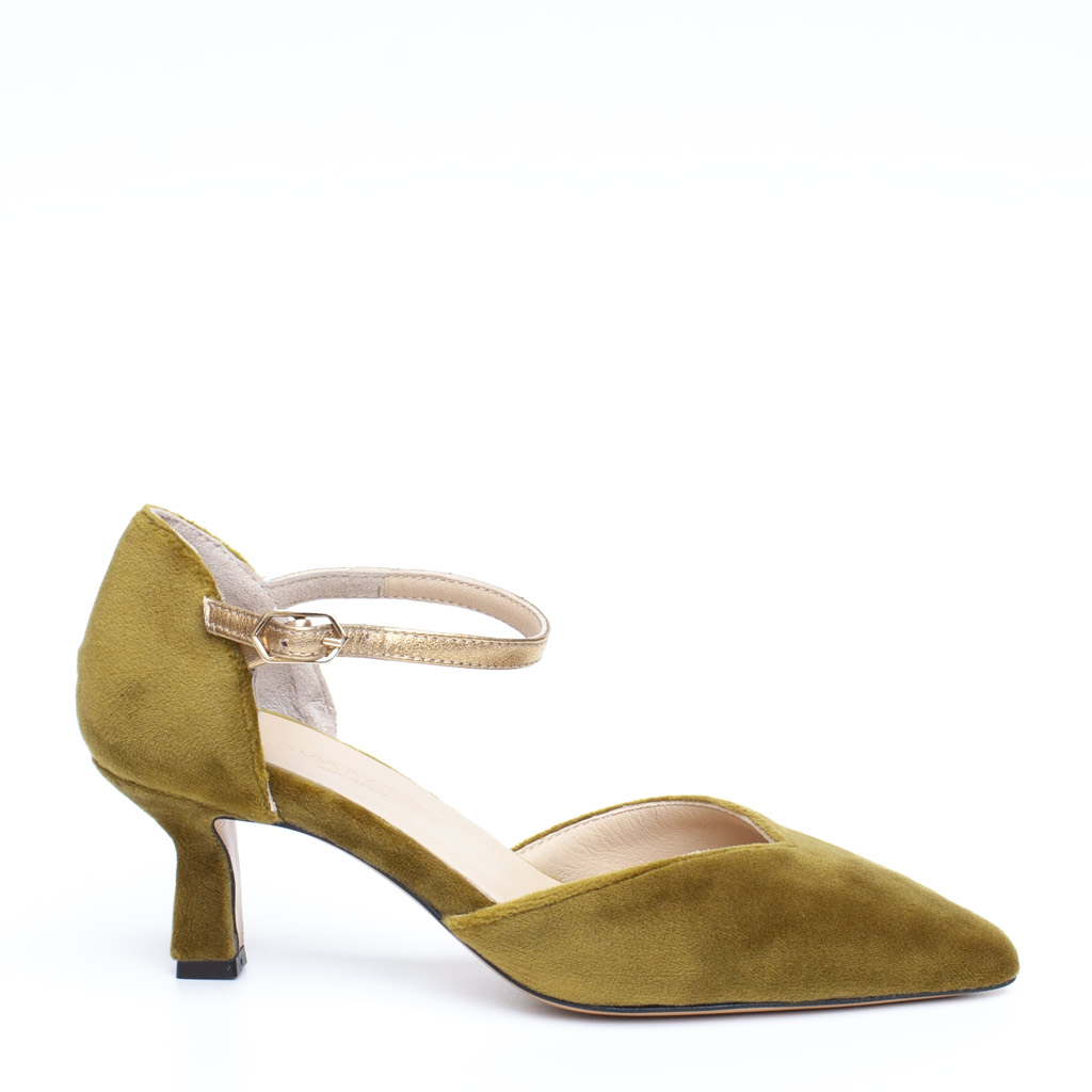Acid Green Velvet Pumps with a Medium Heel