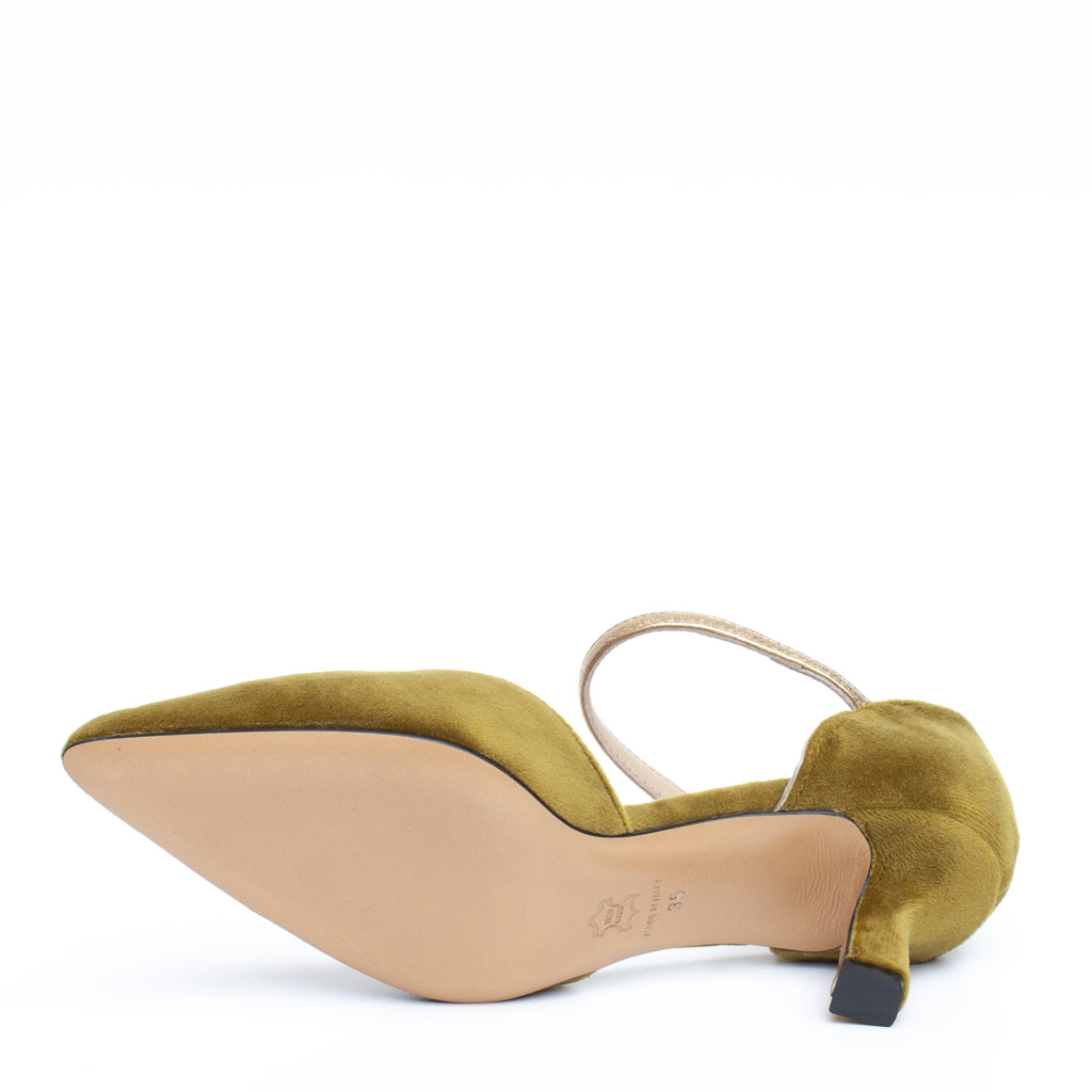 scarpa-velluto-verde acido tacco medio elegante