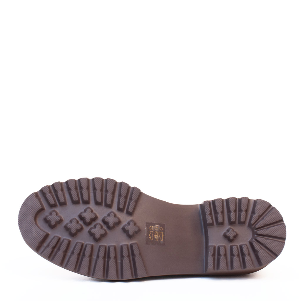 Mocassino donna verde con platform , dettaglio morsetto dorato, con suola carrarmato