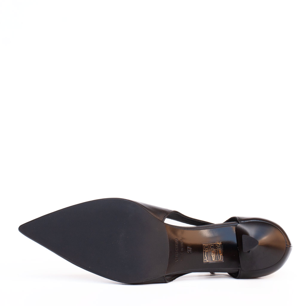 Silvia Narese Black Leather Pumps with Strap