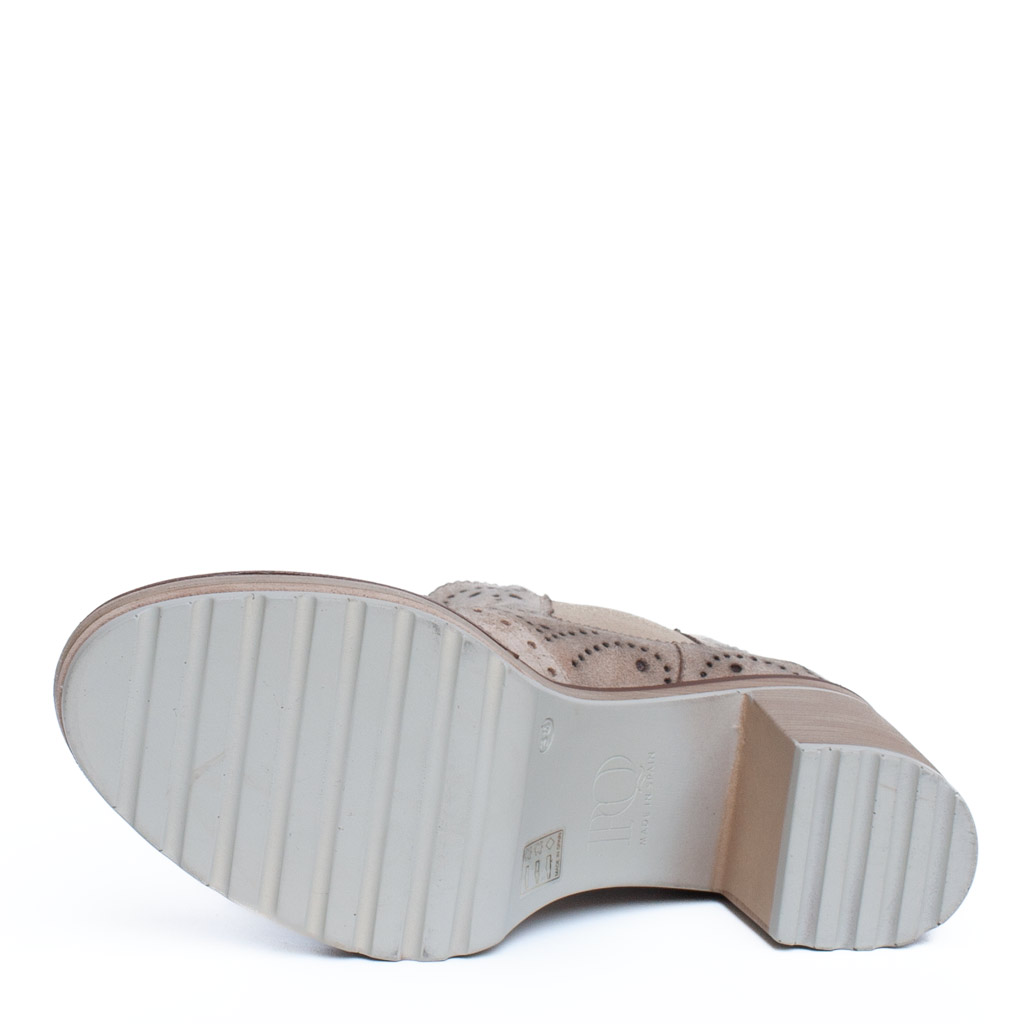 Stivaletto Camoscio Beige Brogue Olivia Pons Quintana