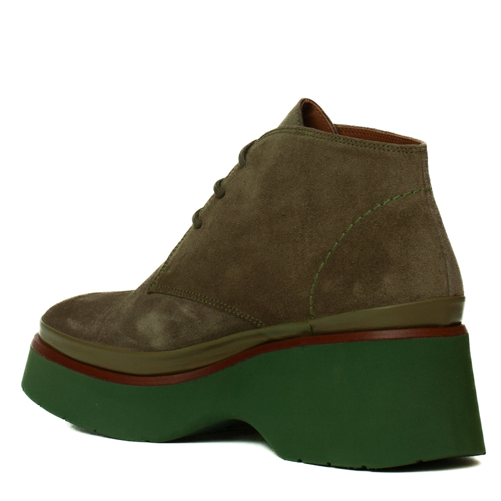 Scarpa Raquel Allacciata Camoscio Verde
