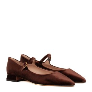 scarpe Mary Jane basse donna in velluto marrone con cinturino a fibbia e punta affusolata. Made in Italy.