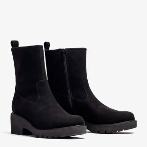 Black suede ankle boots with a side zip, Javito Unisa style, with a treaded platform sole