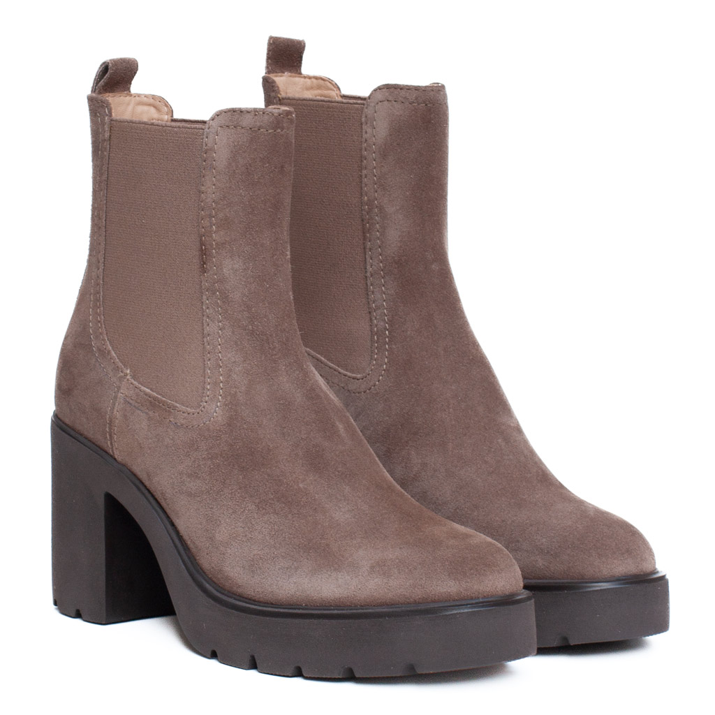 Unisa Klino taupe suede ankle boots with a wide heel and platform sole