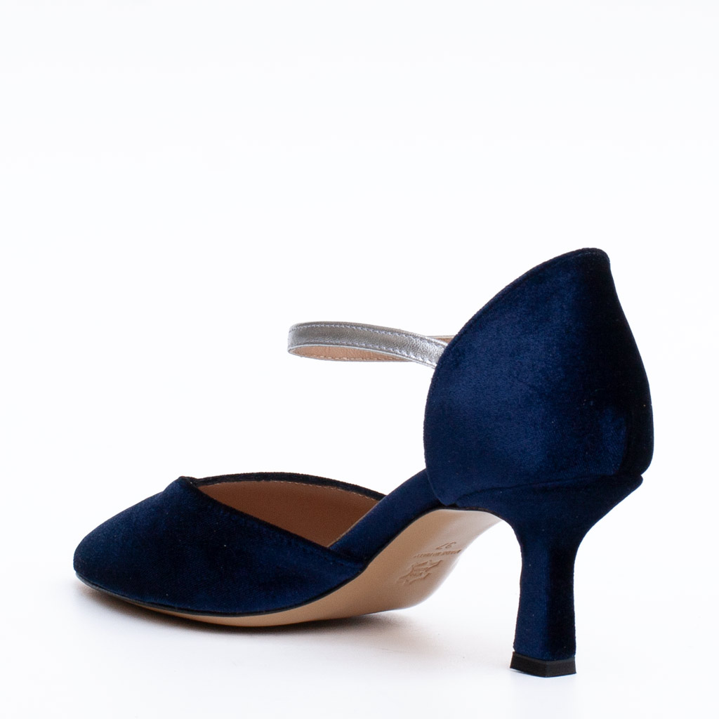 Blue Velvet Shoe with Strap and Medium Heel