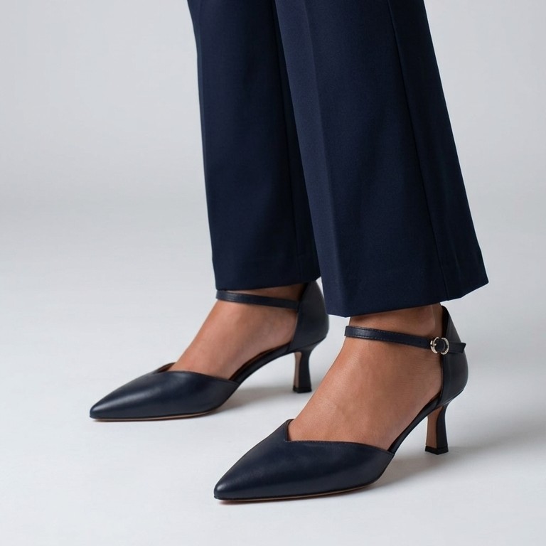 Décolleté blu cinturino in pelle