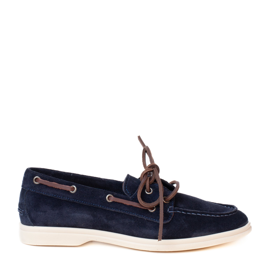 Bekk blue suede boat shoes