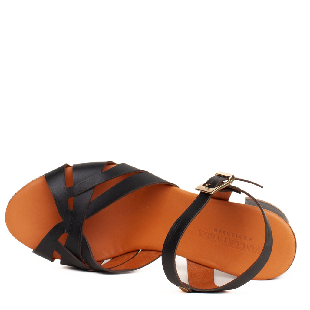 Sandali neri tacco largo in pelle Made in Italy