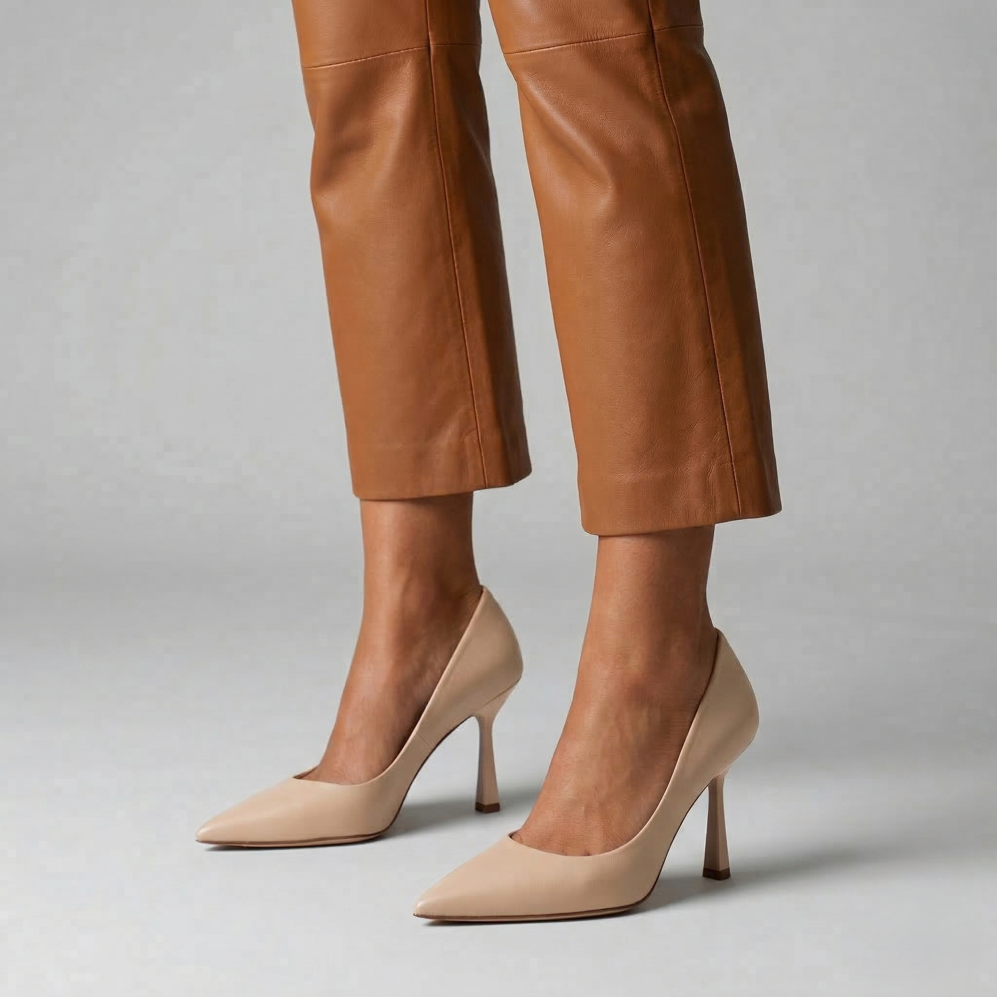 Scarpa décolleté nappa cipria tacco alto a stiletto