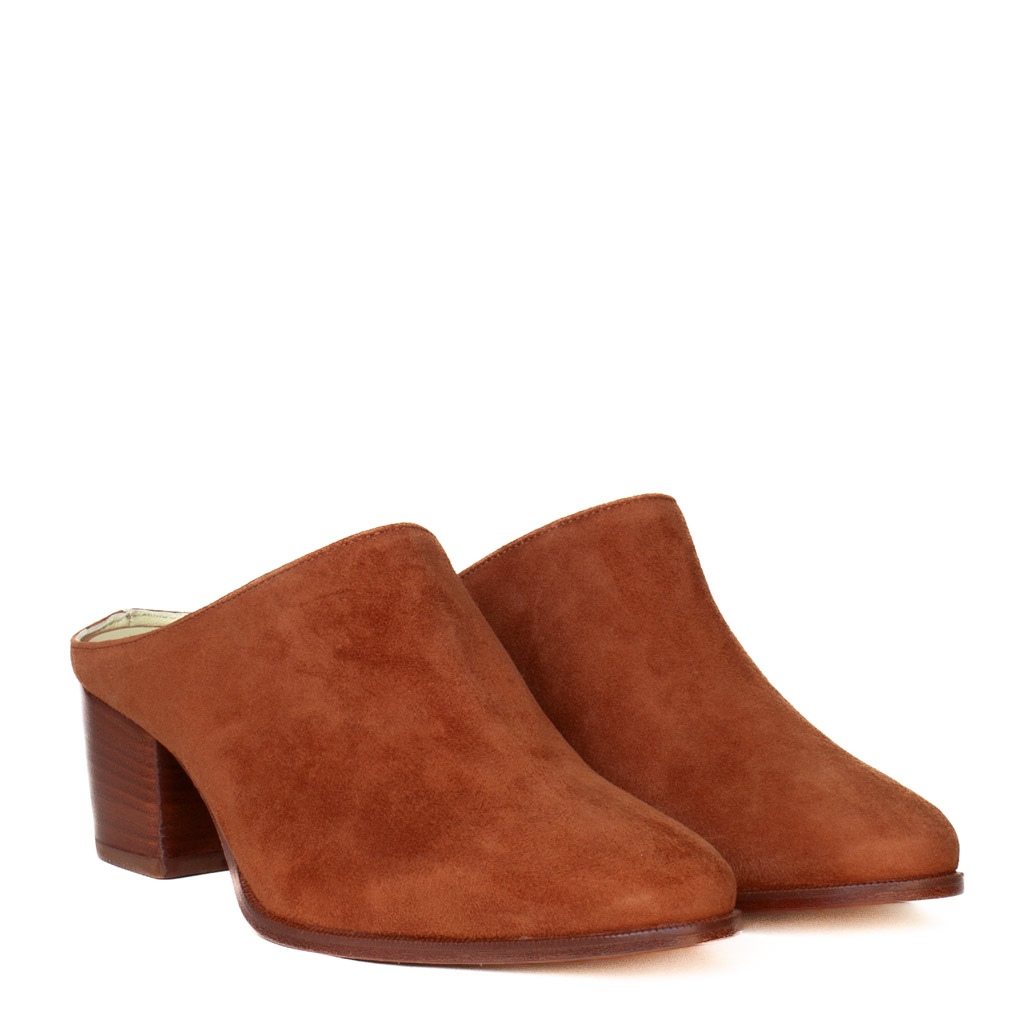Cervone suede and leather mules with a medium heel and leather lining