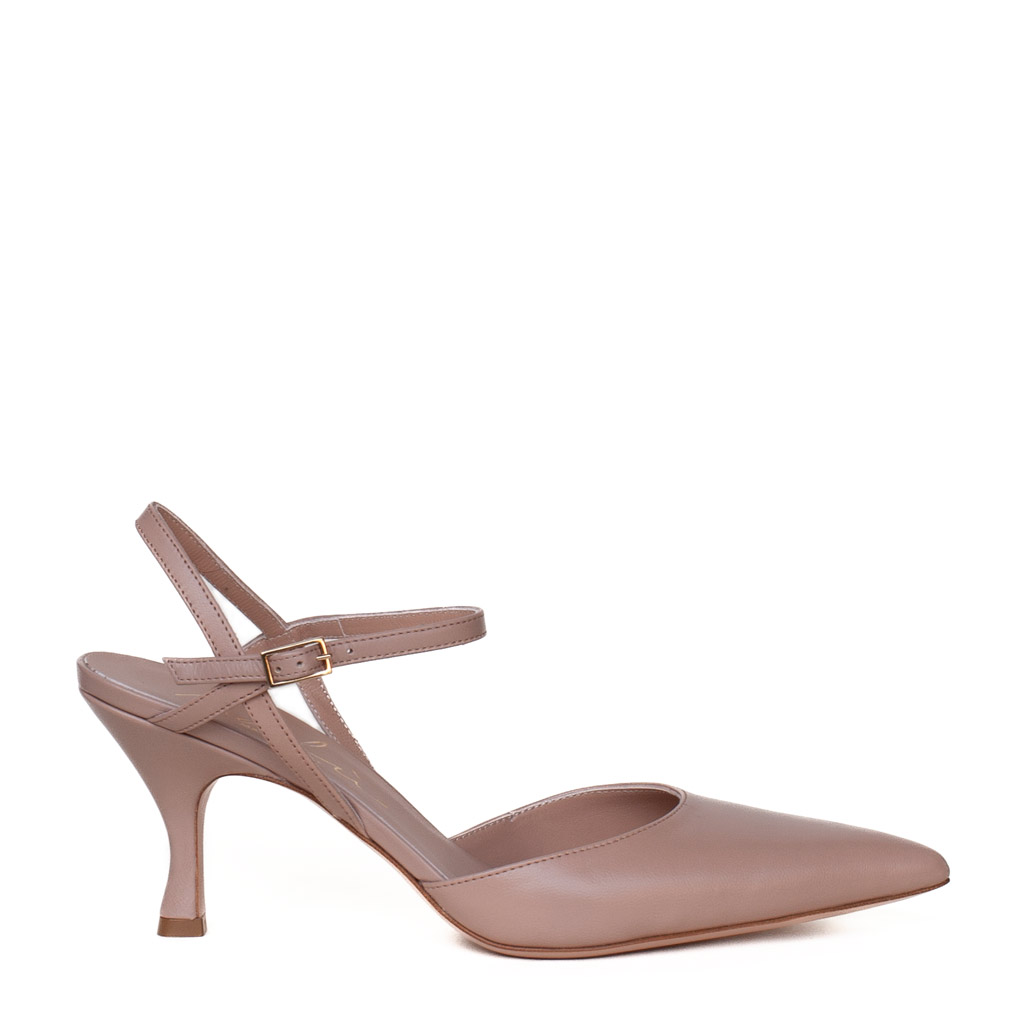 Powder-pink nappa leather pointed-toe shoes with a strap and a spool heel