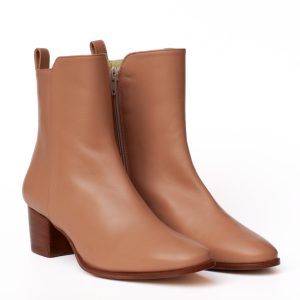 stivaletto pelle beige cervone tacco medio
