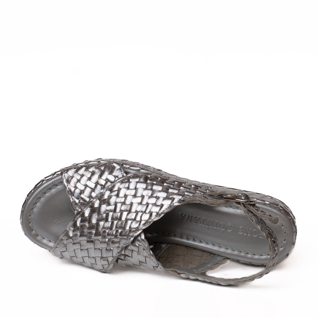 Silver woven leather sandals by Pons Quintana, Forlì