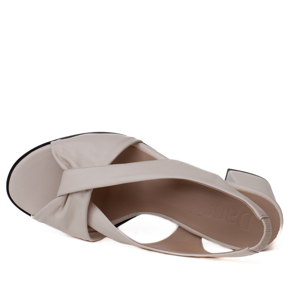 Dansi cream-coloured mid-heel leather sandals