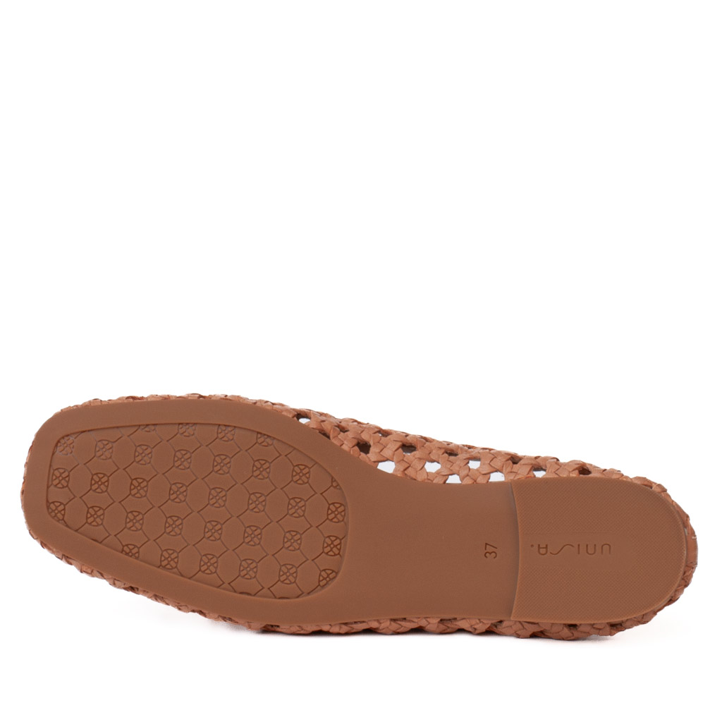 Sabot in pelle intrecciata beige Baelo Unisa