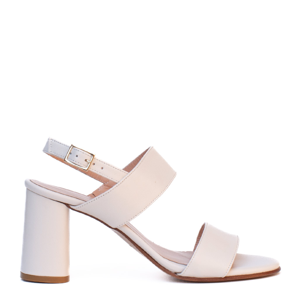 Elegante Sandalo Tacco Largo Burro in Nappa