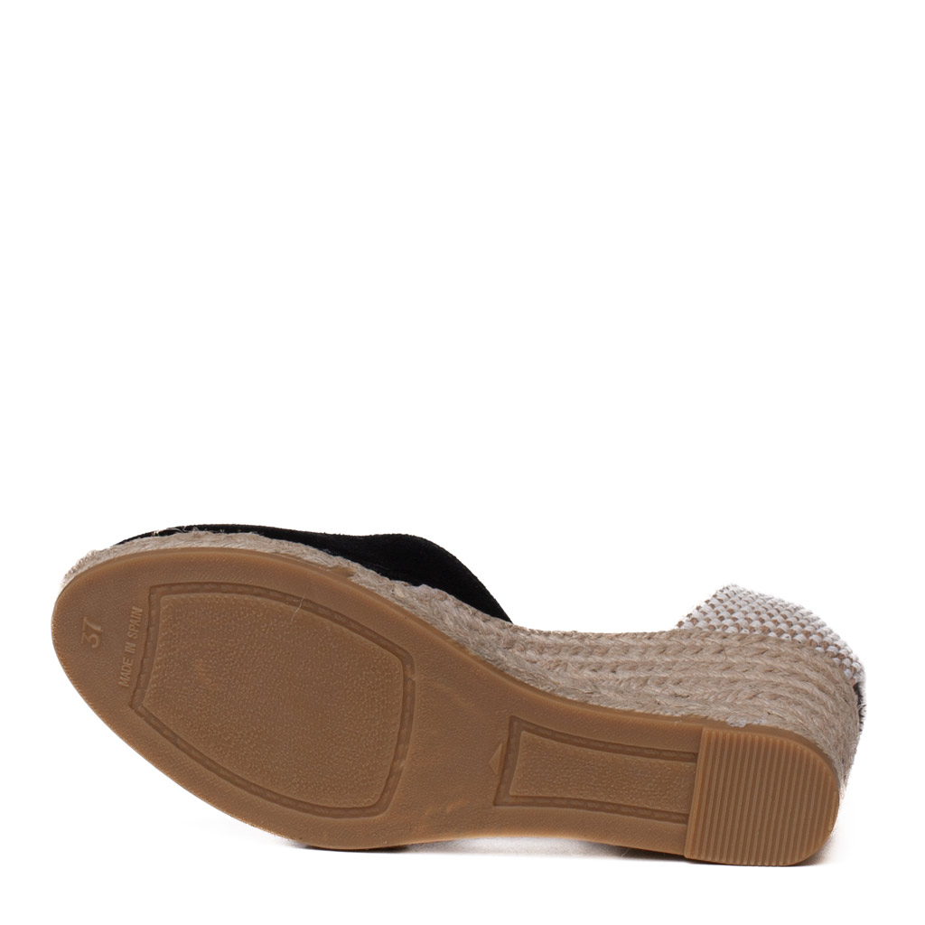 Espadrillas con lacci in camoscio nero Viguera