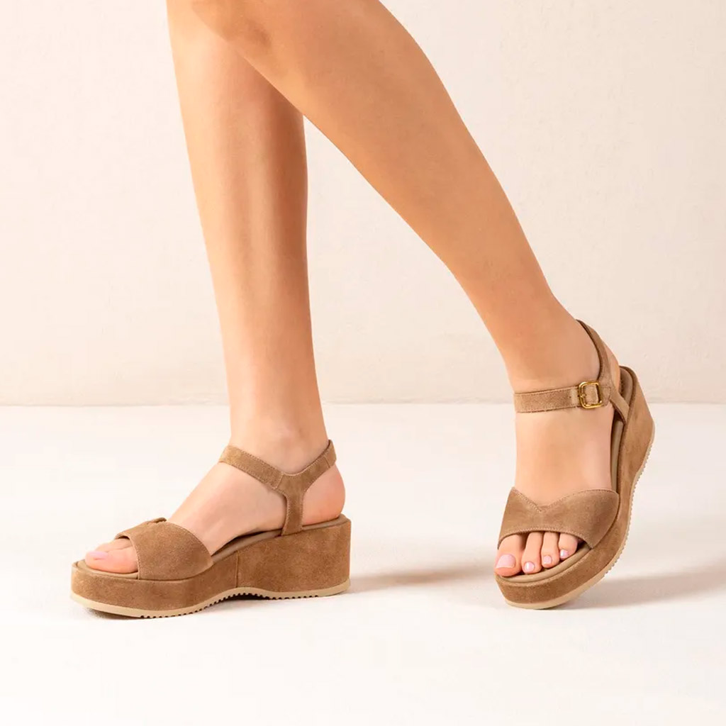 Kedar Unisa beige suede wedge sandals