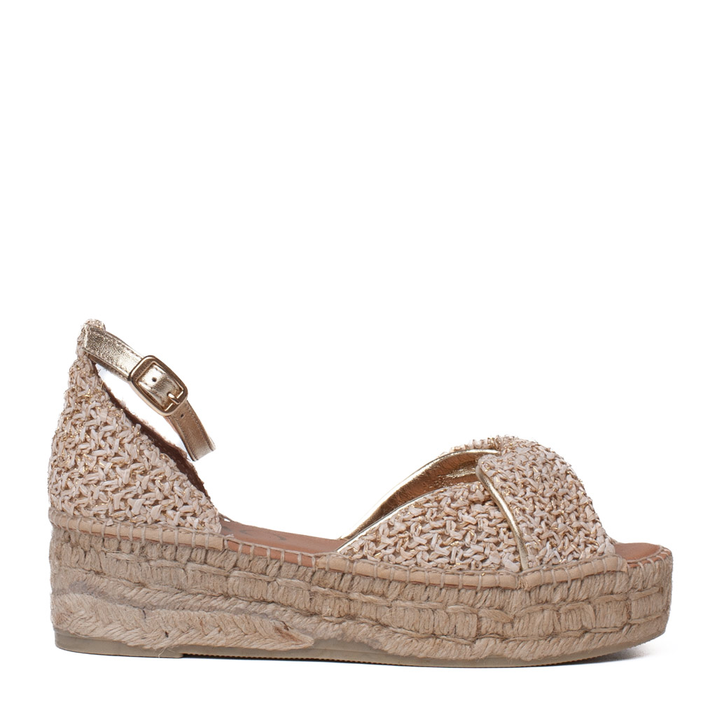 Gaimo jute wedge in platinum and natural raffia