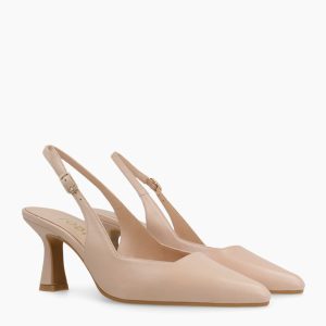 Scarpa modello chanel tacco medio nude in morbida pelle.