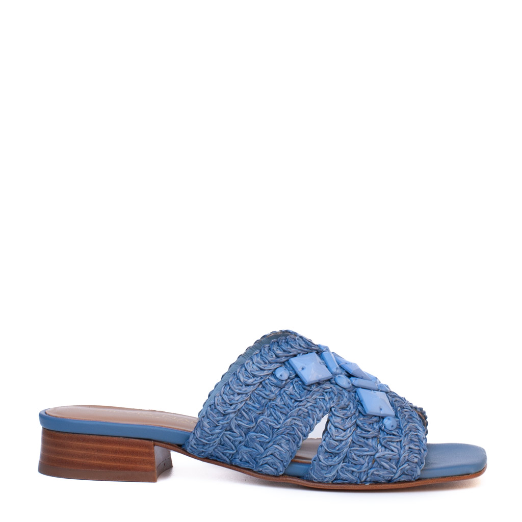 Ciabattina rafia azzurra cristalli elegante estiva