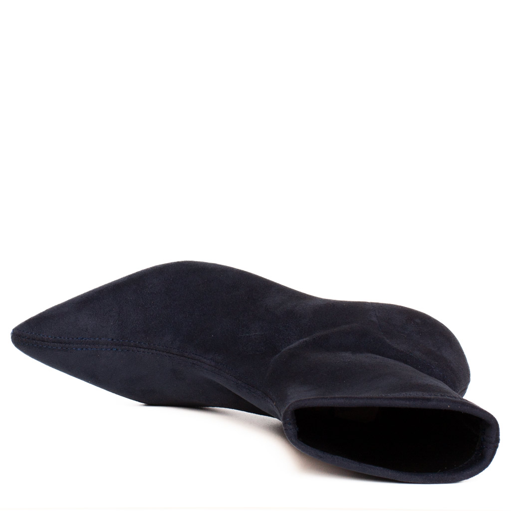 Stivaletti in Camoscio Blu con Tacco a Rocchetto Chic