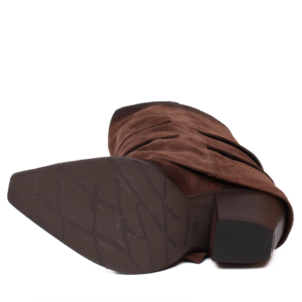Stivale Texano Camoscio Marrone con Fibbie e Tacco