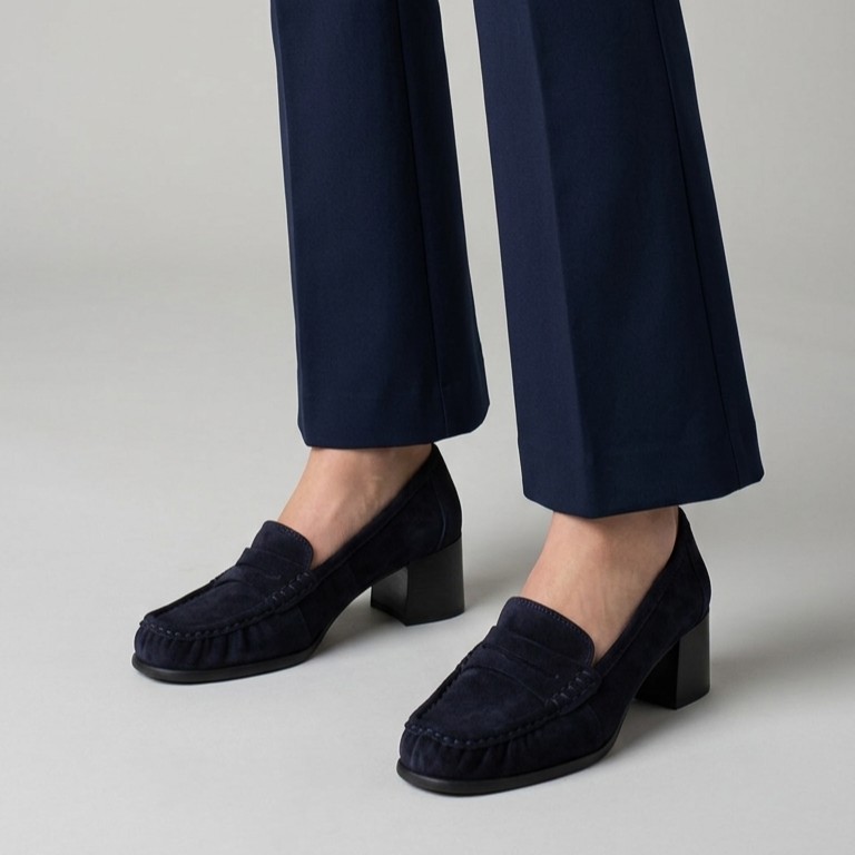 Mocassino Scamosciato Tacco Largo Unisa LEAVITT Navy