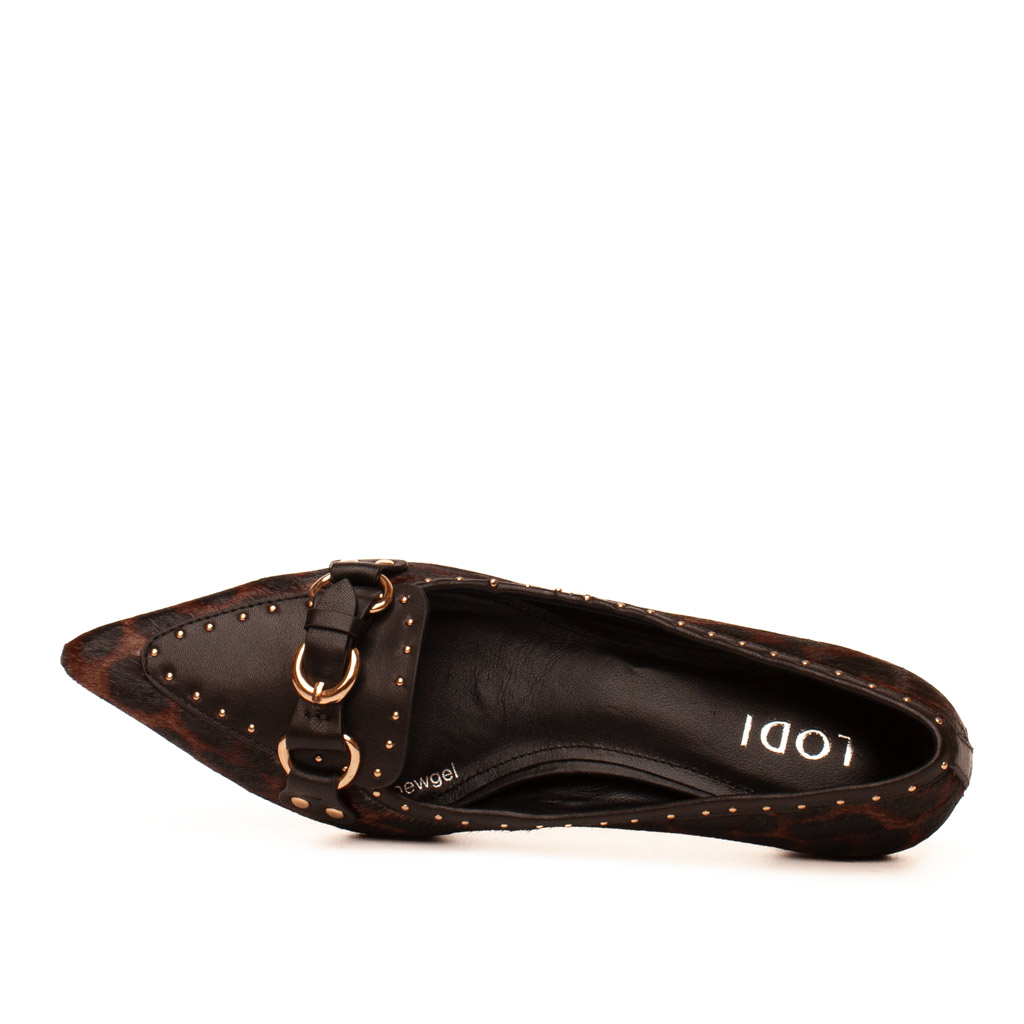 Scarpa Leopardata con Tacco e Borchie