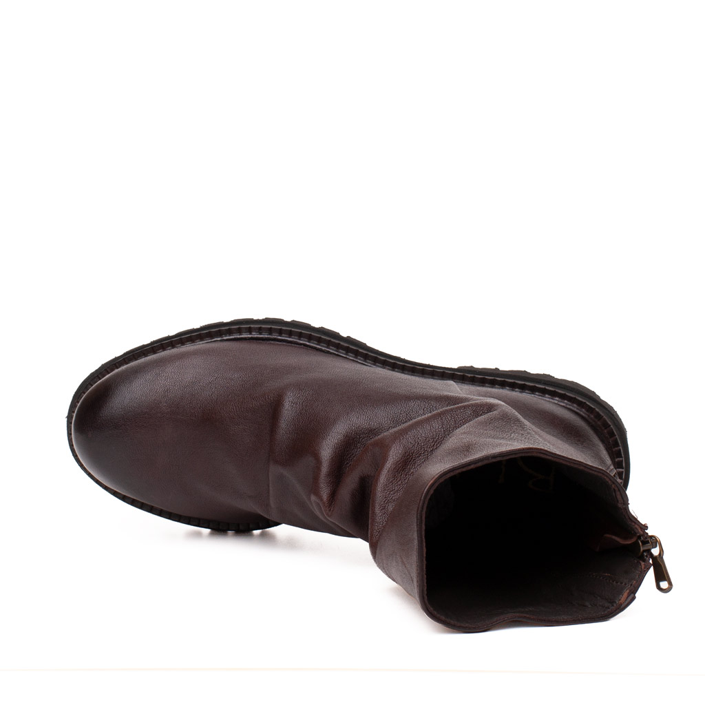 Stivaletto Basso in Pelle Marrone con Zip
