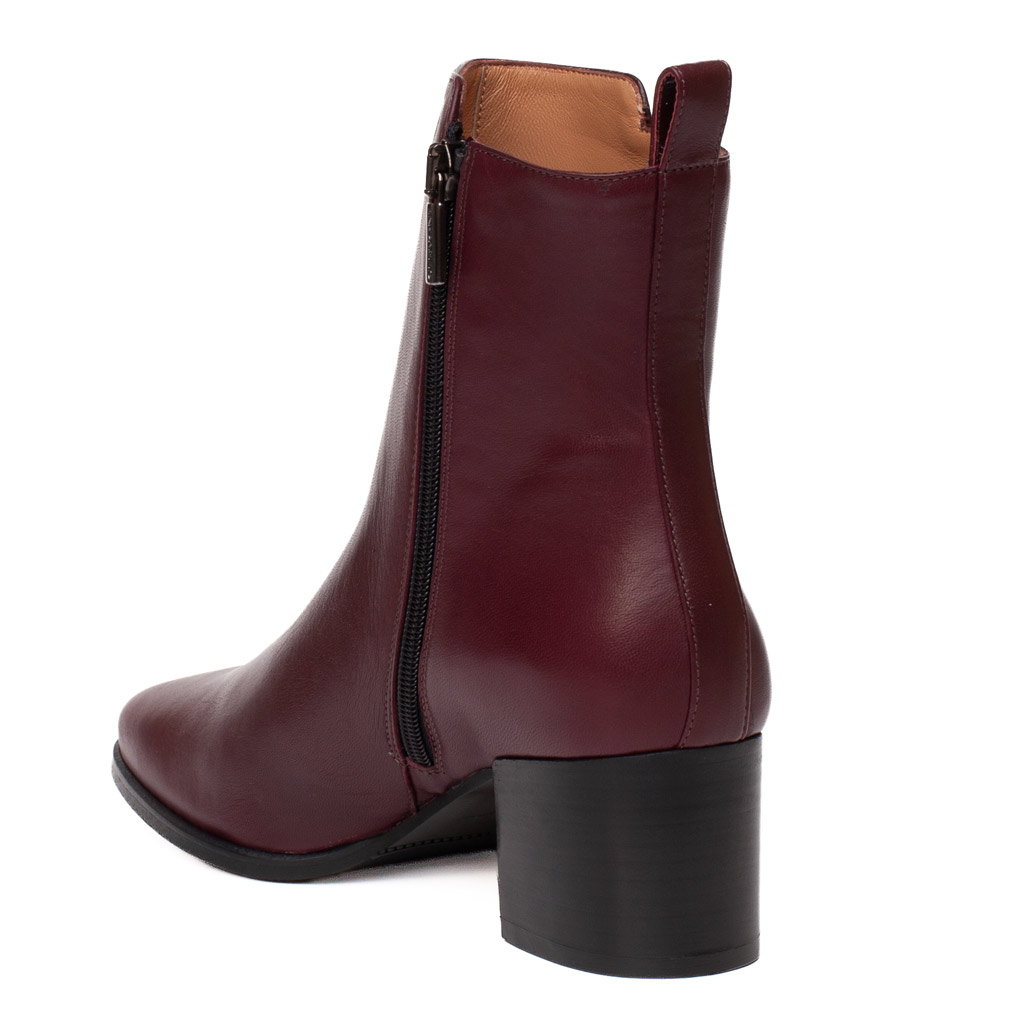 Stivaletto pelle color vino Cervone con tacco comodo